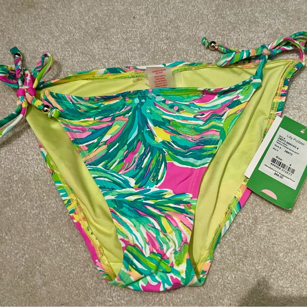 NWT Lilly Pulitzer Tropic Print String Bikini Bottom Size 4 – Swimwear